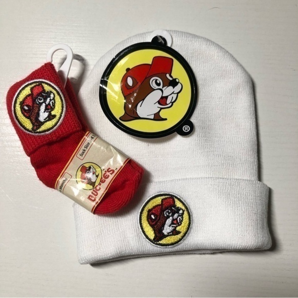 Buc-ee’s Infant Hat and Socks